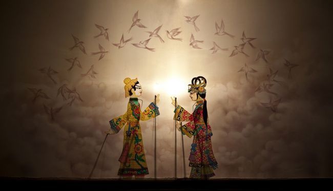 Встреча двух влюбленных в стиле китайского театра теней
